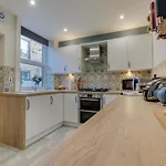 2 Bed In Oc-ds932