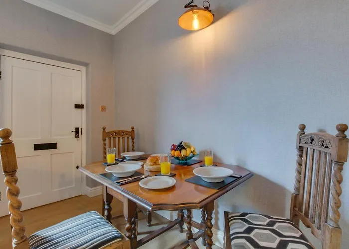 2 Bed In Oc-ds932 Skipton